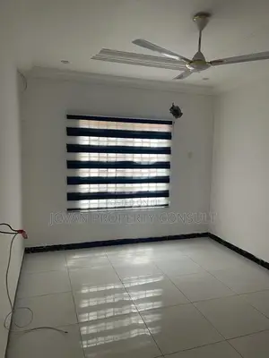 4bdrm House in Pokuase Acp for rent