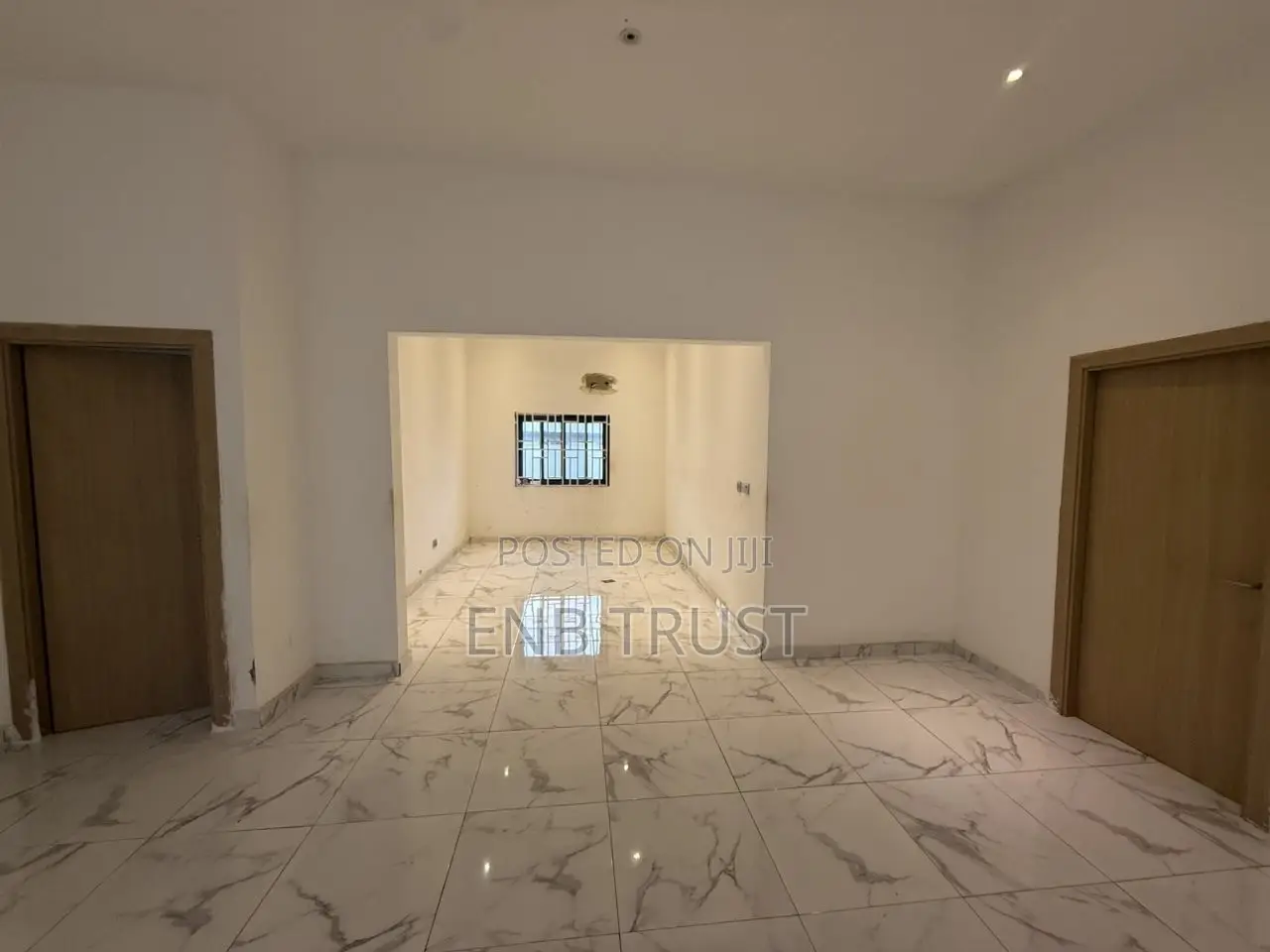 3bdrm House in Oyarifa, Ghana Flag for sale