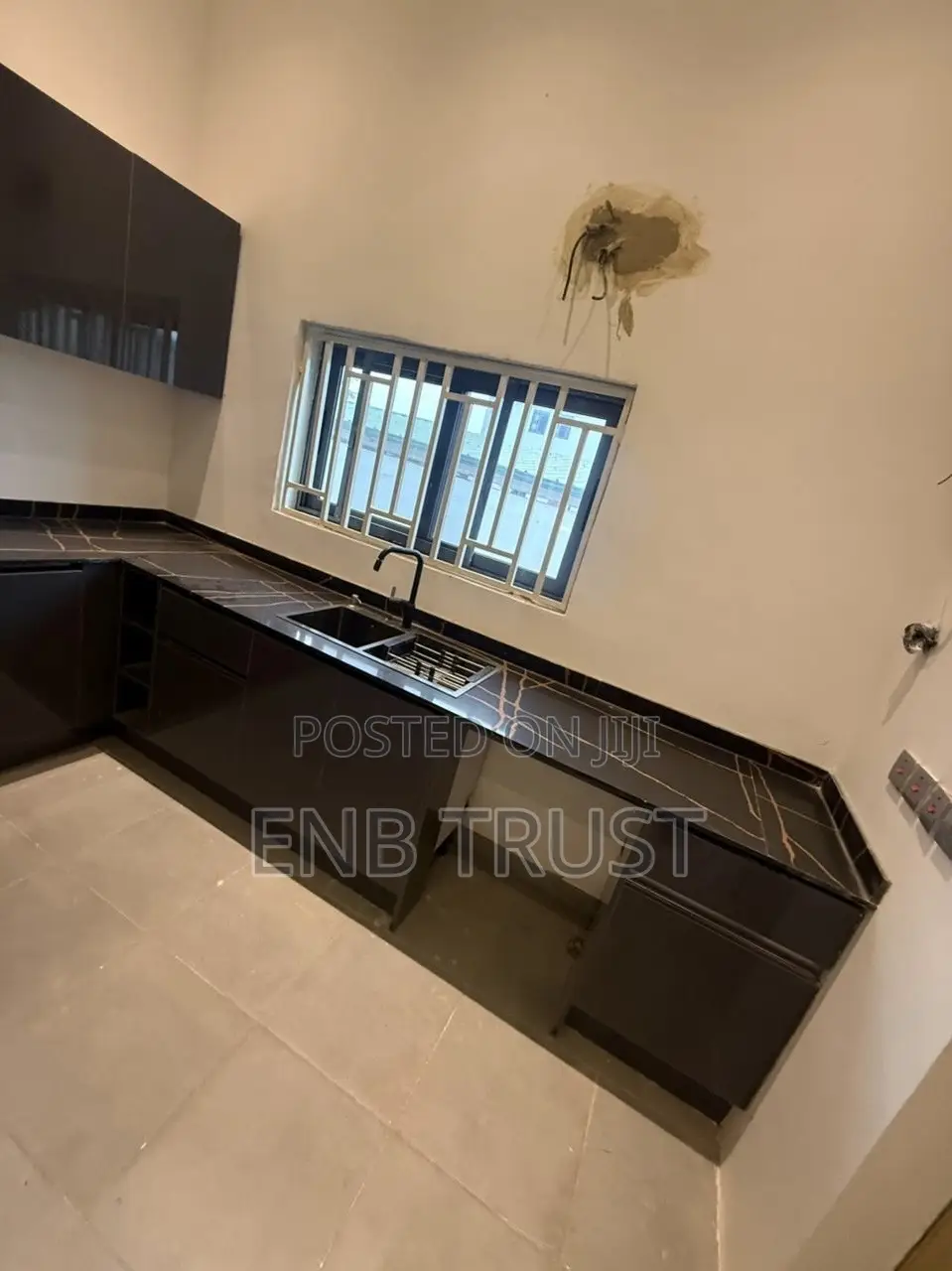 3bdrm House in Oyarifa, Ghana Flag for sale
