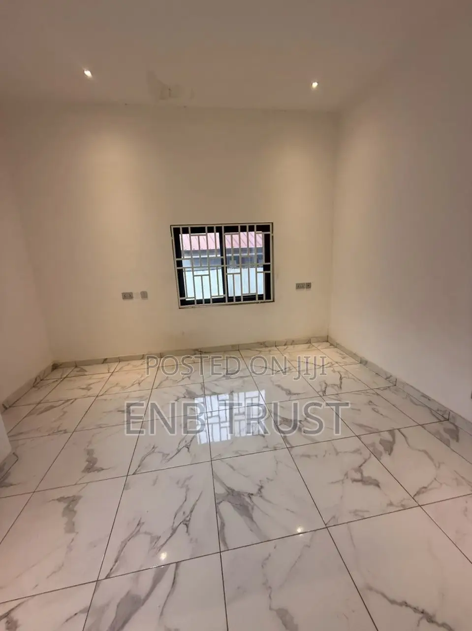 3bdrm House in Oyarifa, Ghana Flag for sale