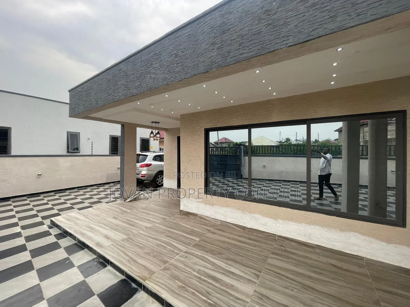 3bdrm House in Pokuase Odumasi, Ga West Municipal for sale