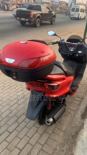 Yamaha Majesty 2017 Red