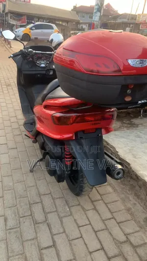 Yamaha Majesty 2017 Red