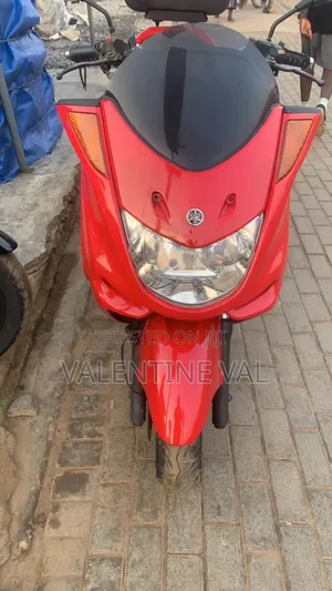 Yamaha Majesty 2017 Red
