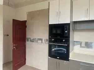 4bdrm Townhouse/Terrace in West Legon for sale