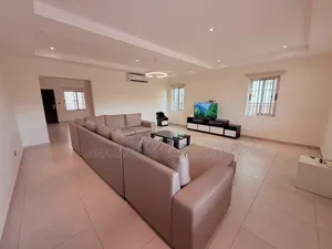 4bdrm House in Airport Hills Estate for rent