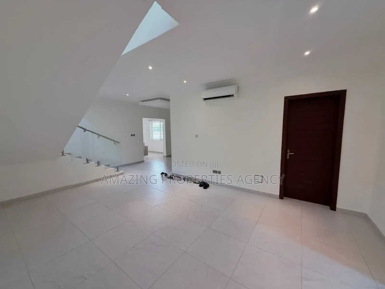 4bdrm House in Airport Hills Estate for rent