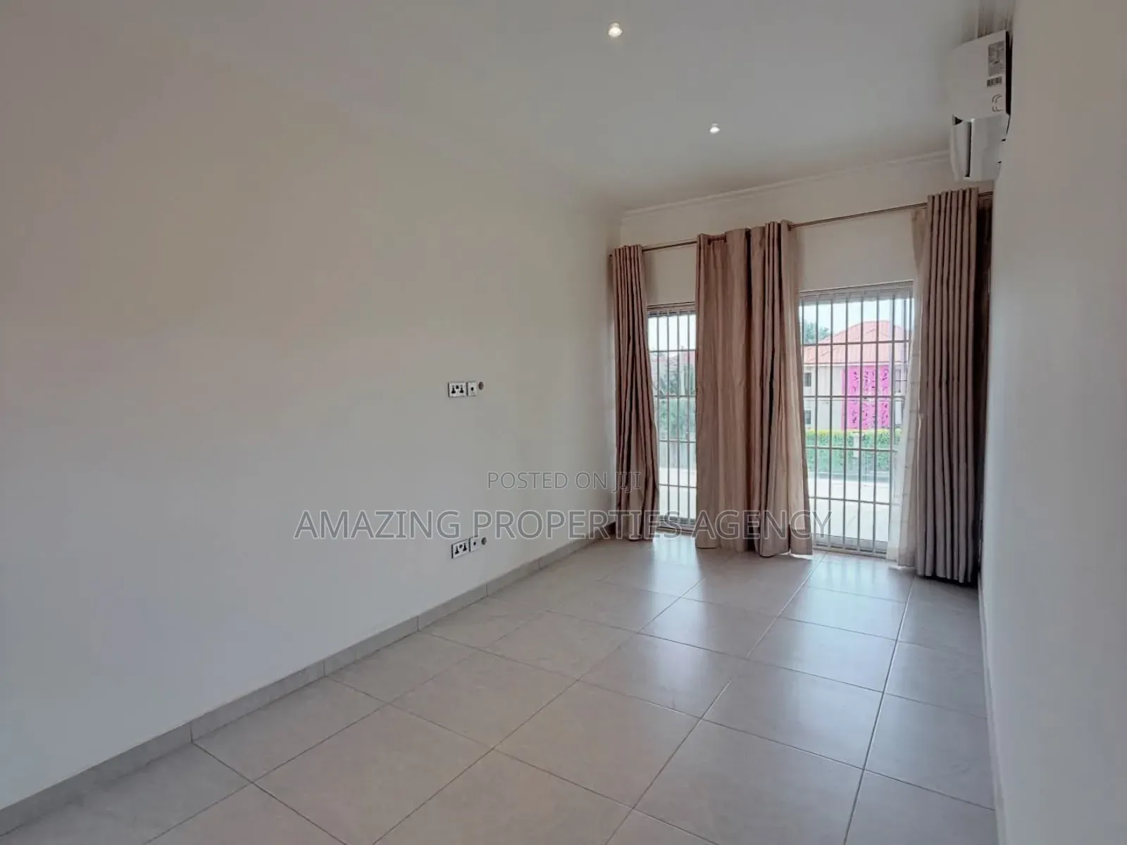 4bdrm House in Airport Hills Estate for rent