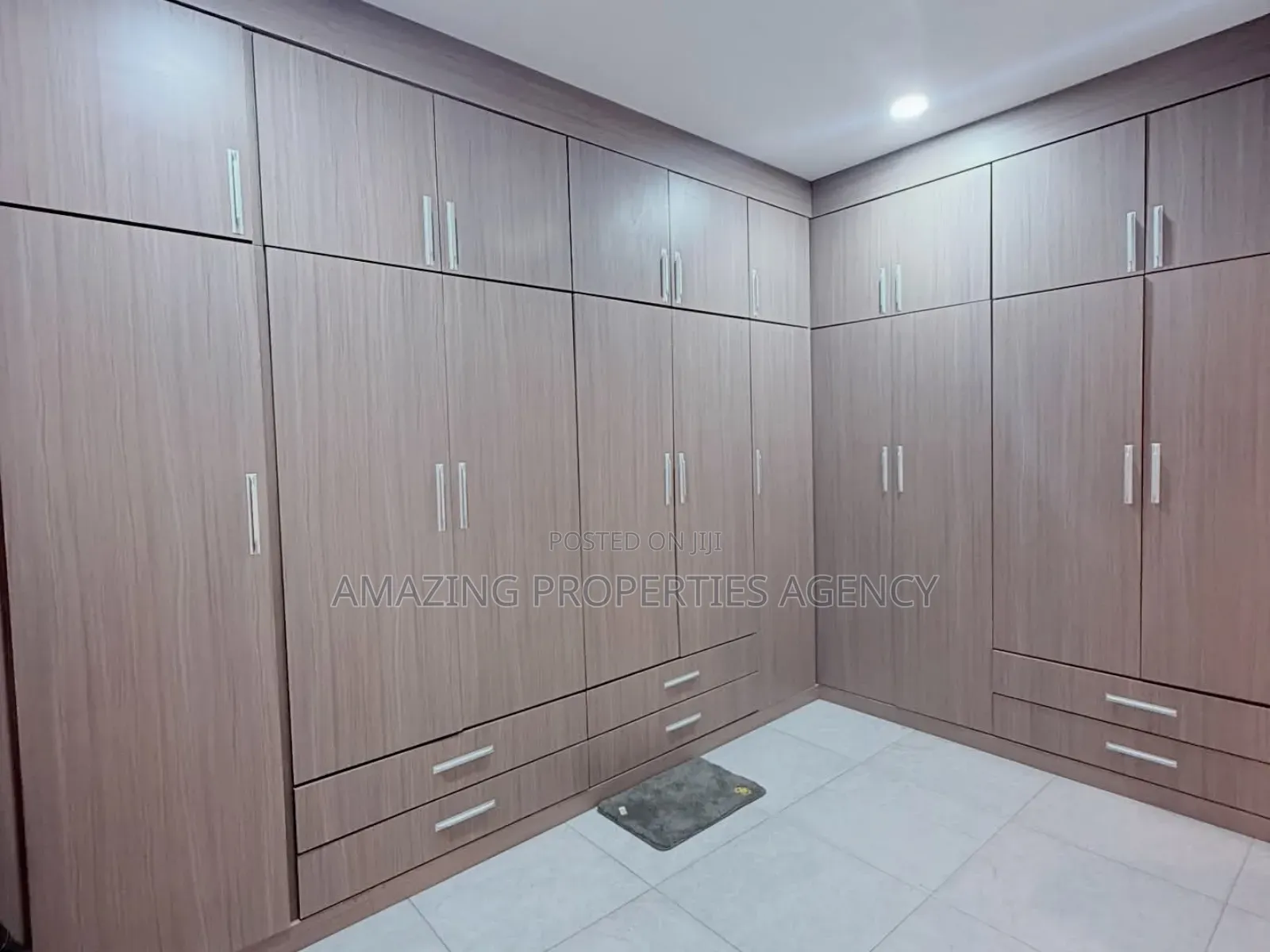 4bdrm House in Airport Hills Estate for rent
