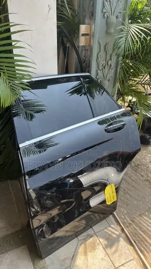 2016-2022 GLC Door