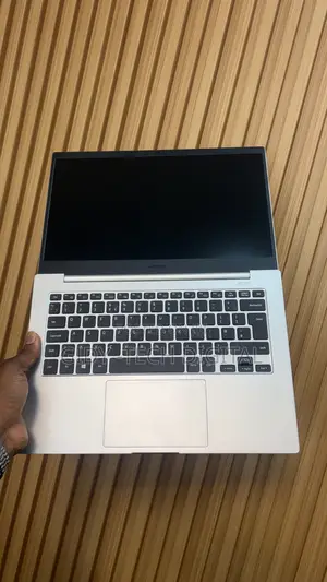 Laptop Samsung Galaxy Book 2 4GB Intel SSD 128GB