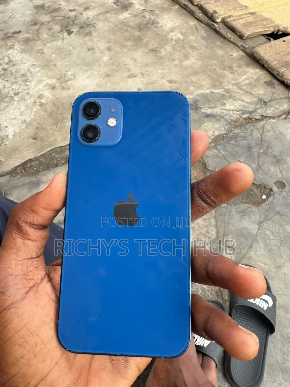 Apple iPhone 12 64 GB Blue
