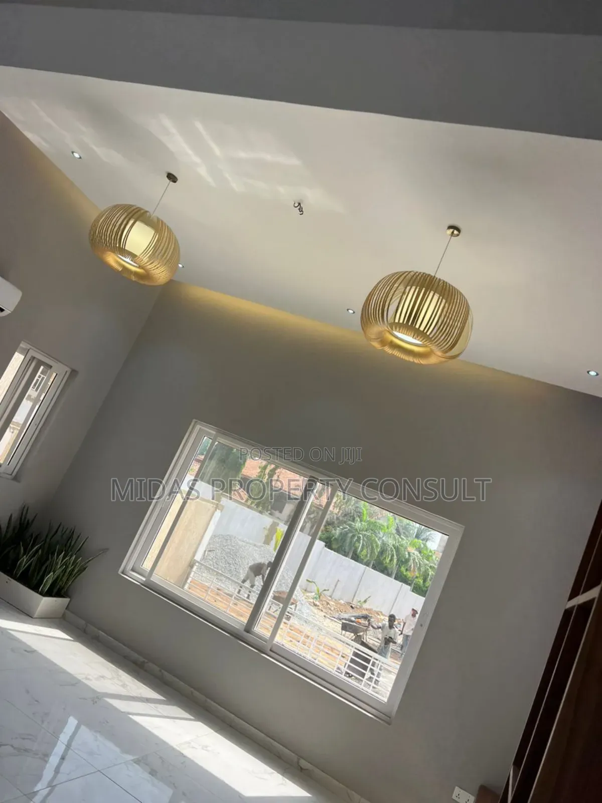 4bdrm House in East Airport, Spintex for sale
