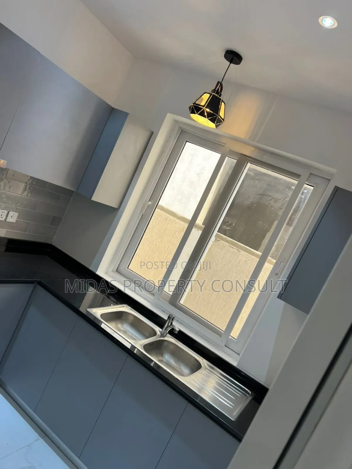 4bdrm House in East Airport, Spintex for sale