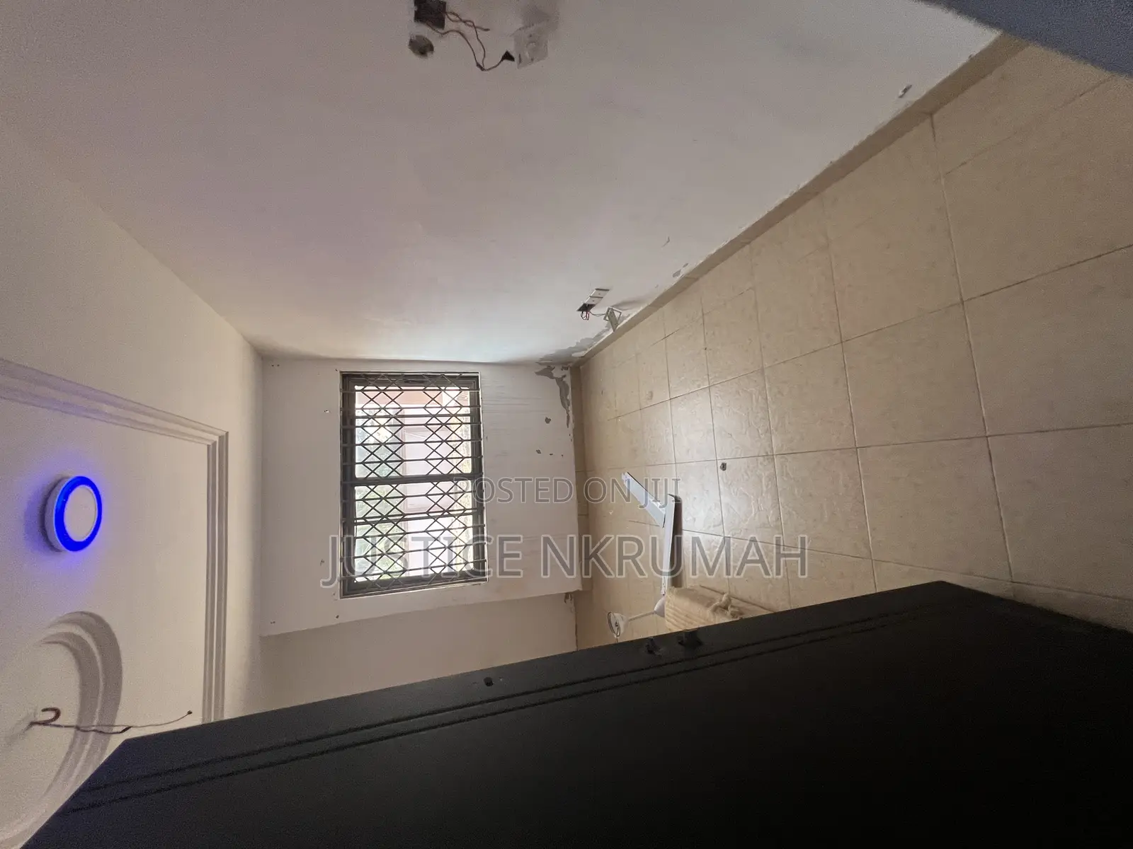 3bdrm Apartment in Mr Justice Estate, Bortiano for rent
