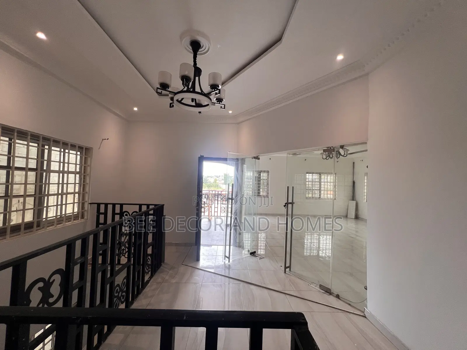 5bdrm House in Bee  Decor & Homes, Old Ashomang for rent