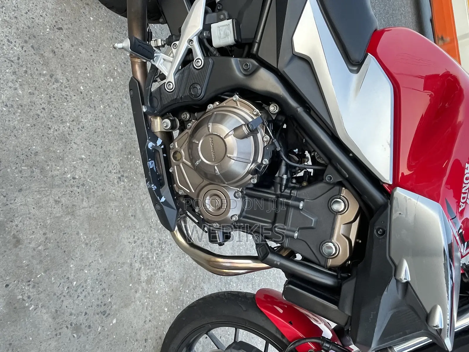 Honda CB 2021 Red