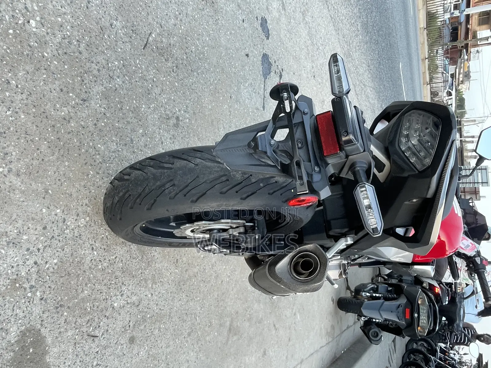 Honda CB 2021 Red