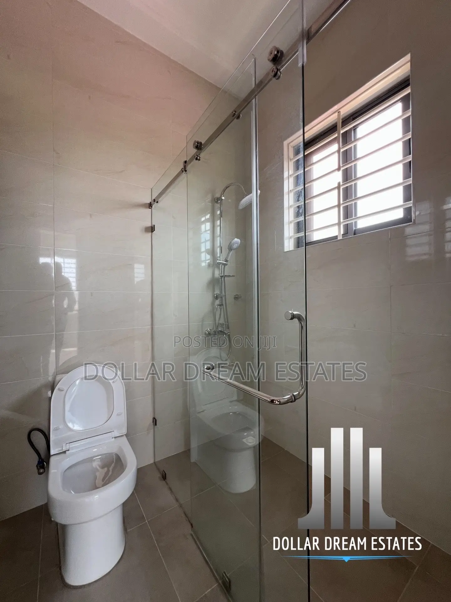 3bdrm Apartment in Old Ashomang for rent