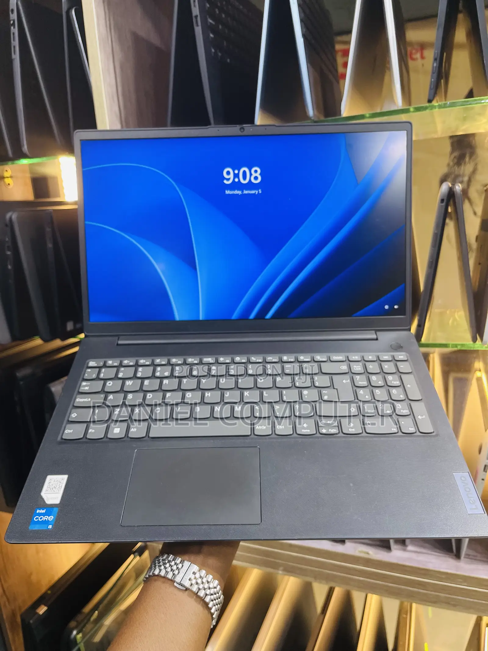 Laptop Lenovo Ideapad V14 IGL 8GB Intel Core i5 SSD 512GB