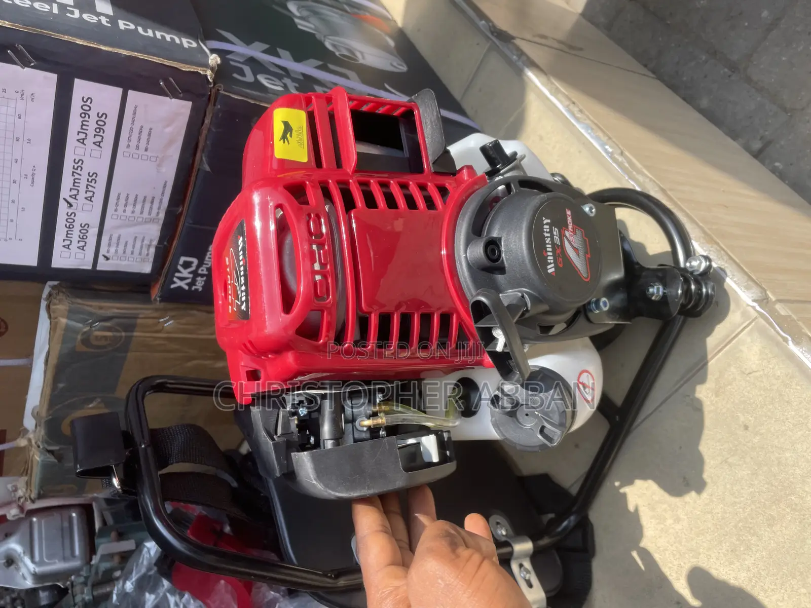 4 Stroke Weeding Machine