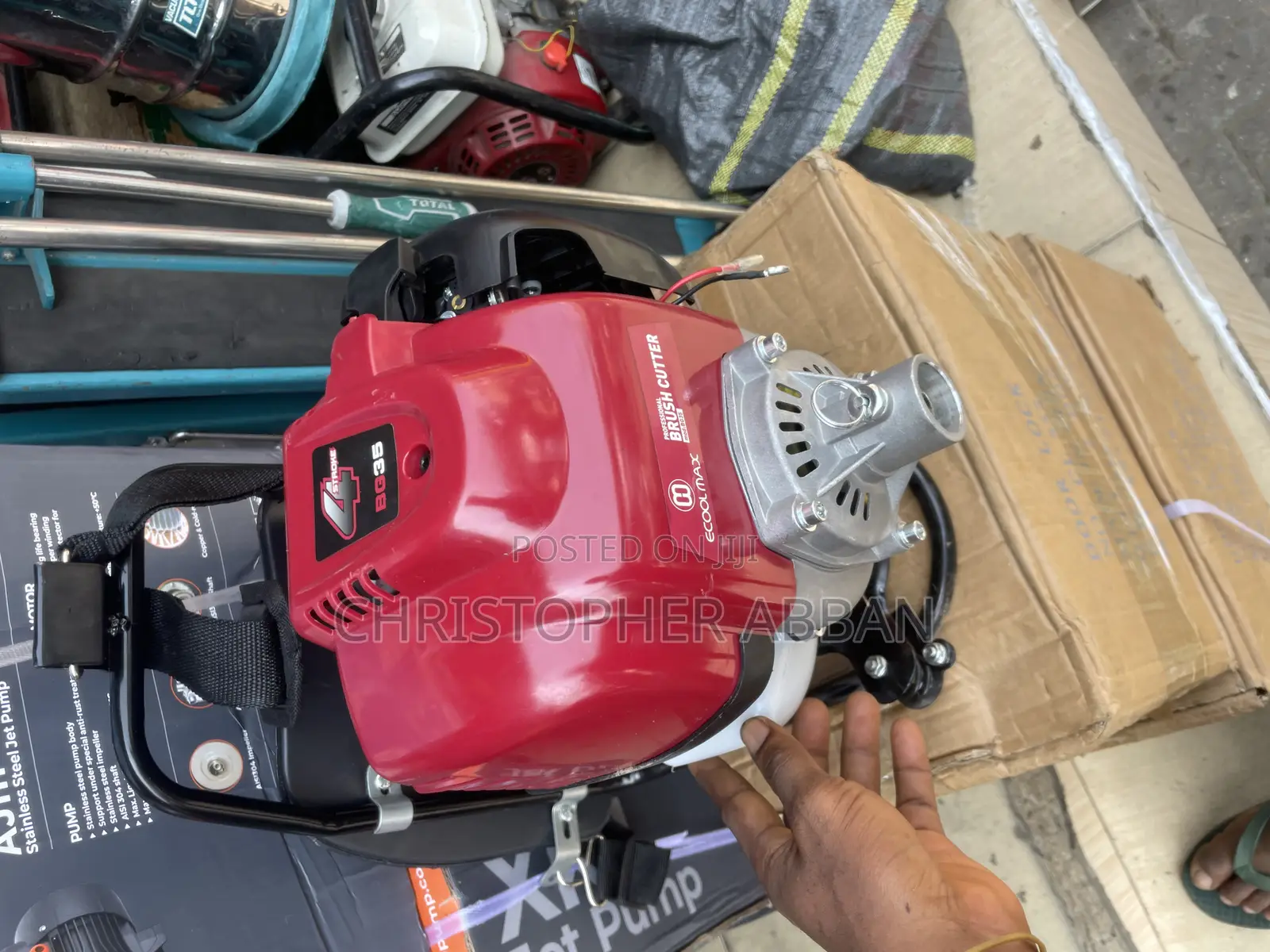 4 Stroke Weeding Machine