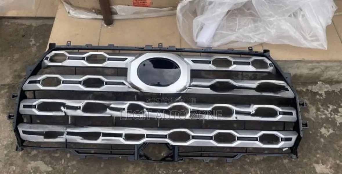 Toyota Tundra 2023,2024,2025, Front Shells