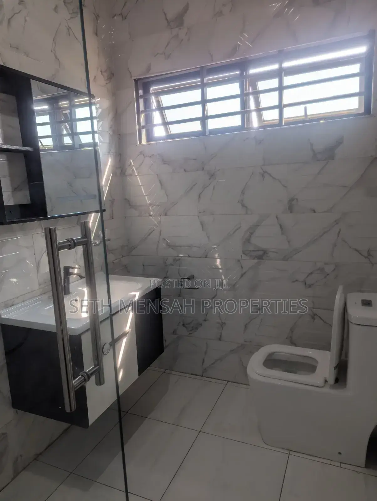 2bdrm Apartment in Lake Side Estate for rent