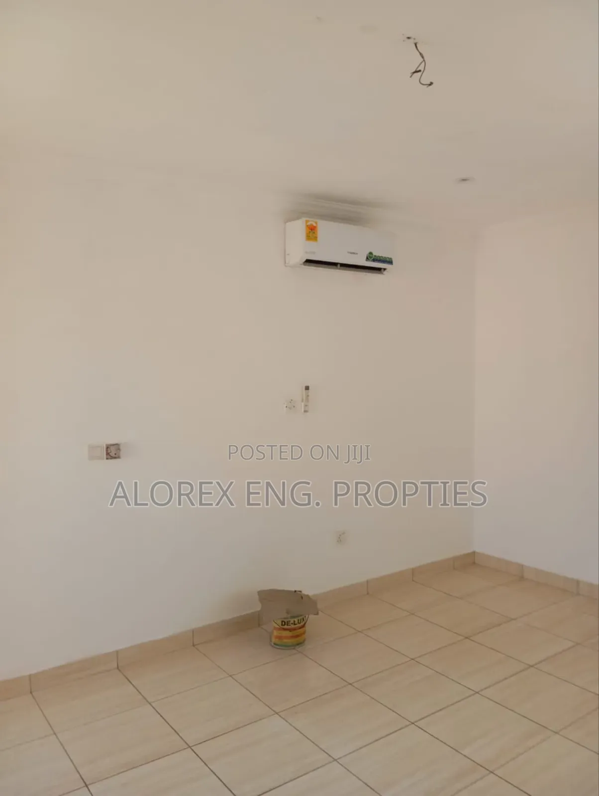 3bdrm House in Amanfro, Adenta for rent
