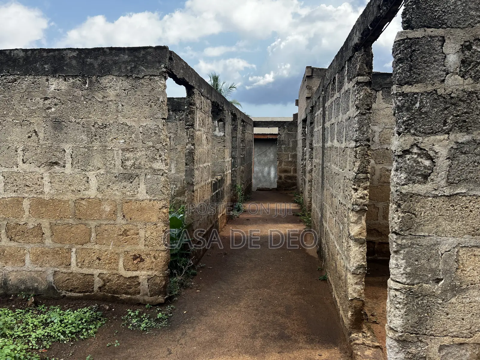 Land / Uncompleted Building for Sale