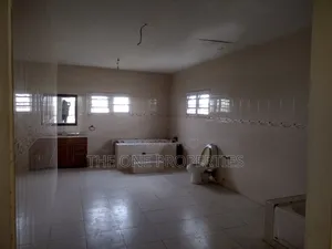 7bdrm Mansion in Amasaman for sale