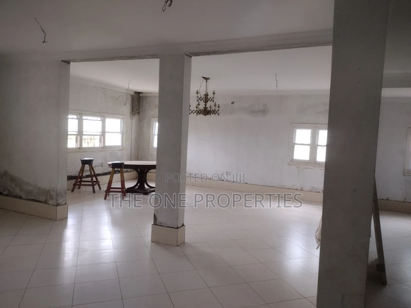7bdrm Mansion in Amasaman for sale