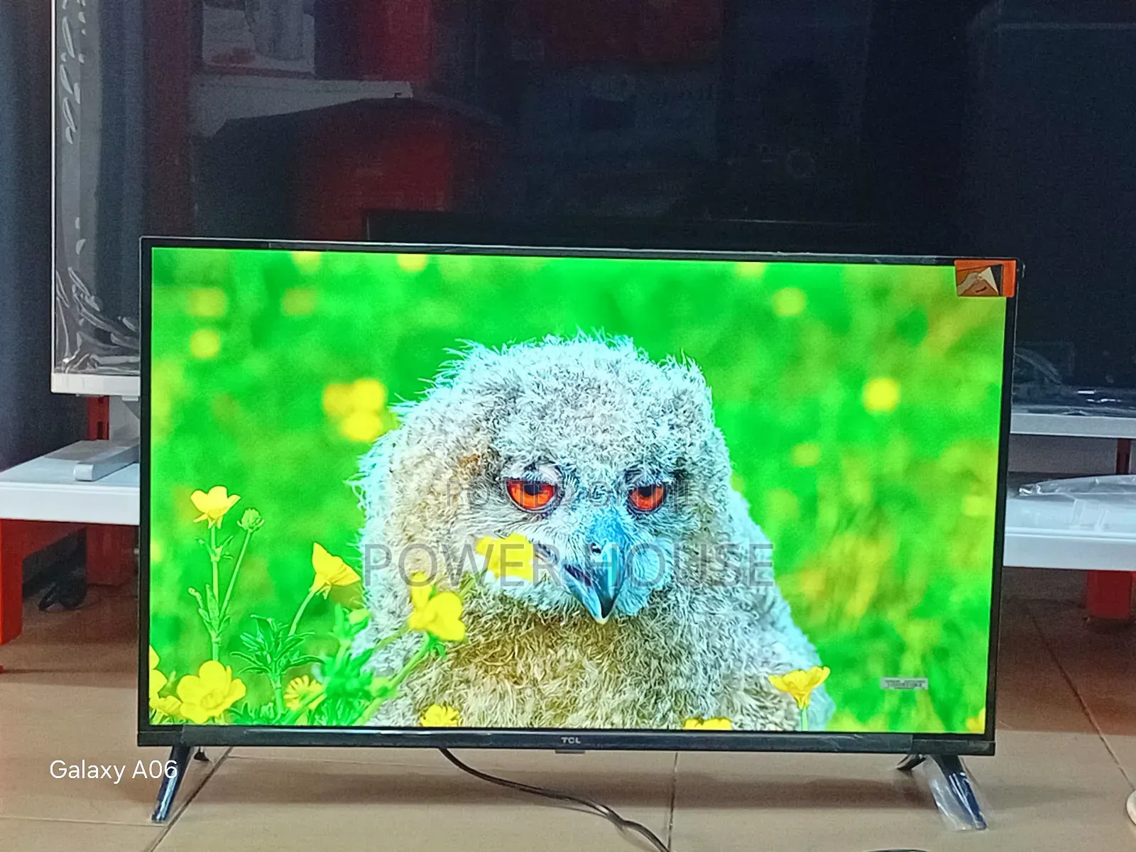 Experience Hd On Tcl 32" Smart Tv