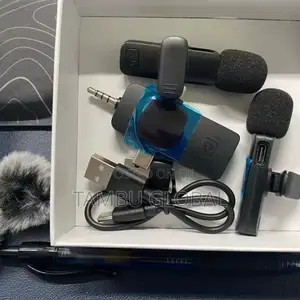 Professional 4-in-1 Wireless Lavalier Microphone – iPhone Android