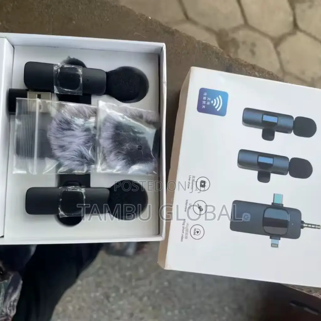 Professional 4-in-1 Wireless Lavalier Microphone – iPhone Android