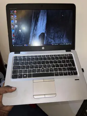 Laptop HP EliteBook 820 G3 8GB Intel Core I5 HDD 500GB