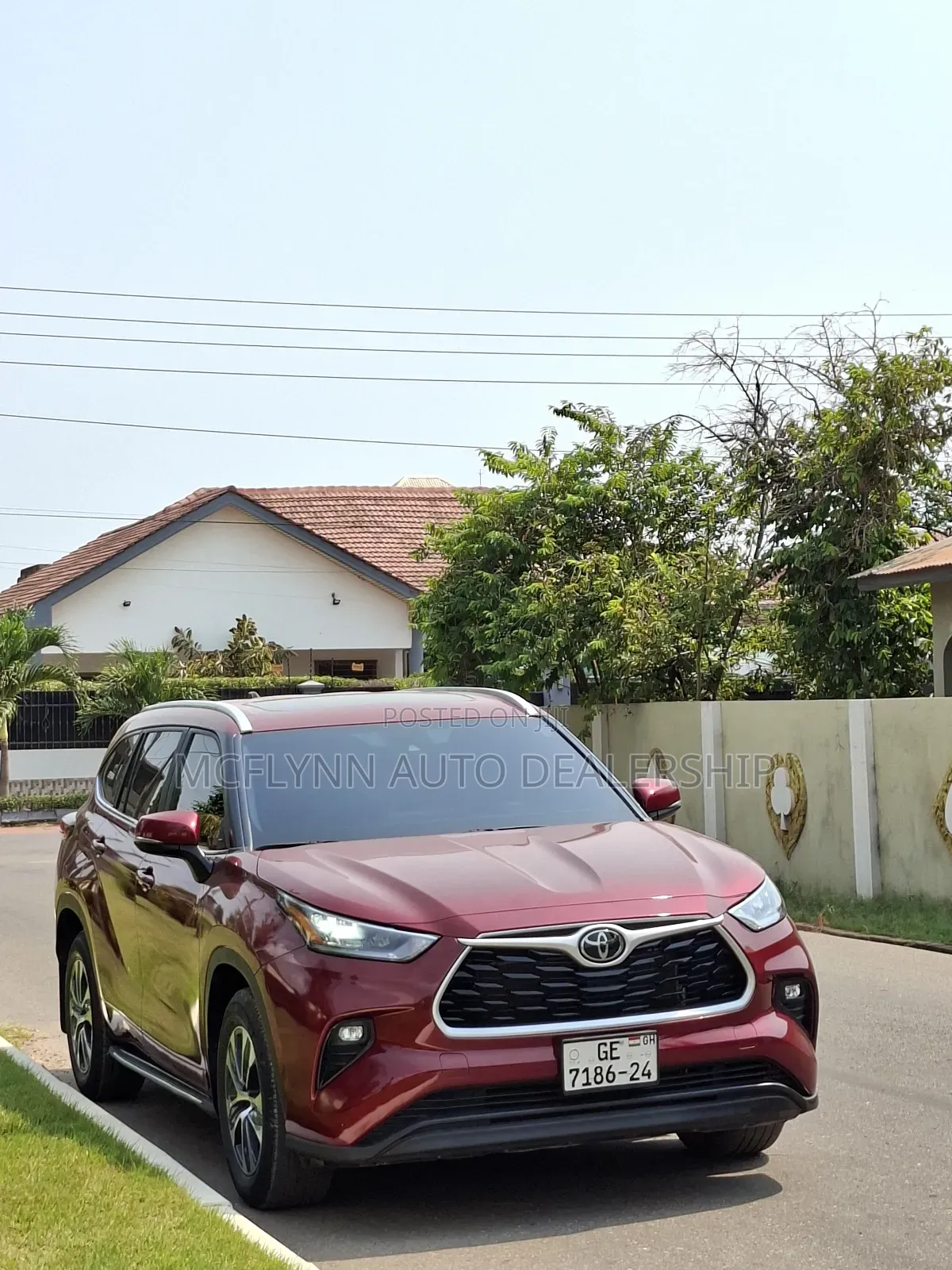 Toyota Highlander XLE AWD 2023 Red