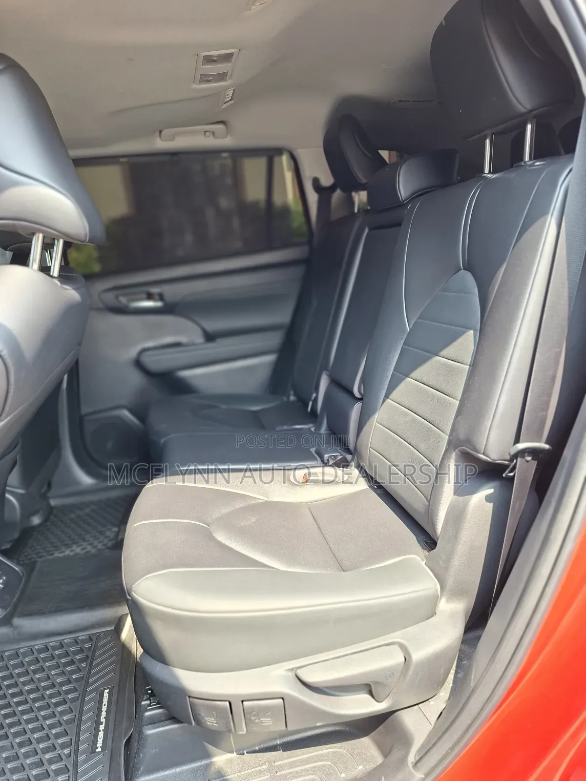 Toyota Highlander XLE AWD 2023 Red