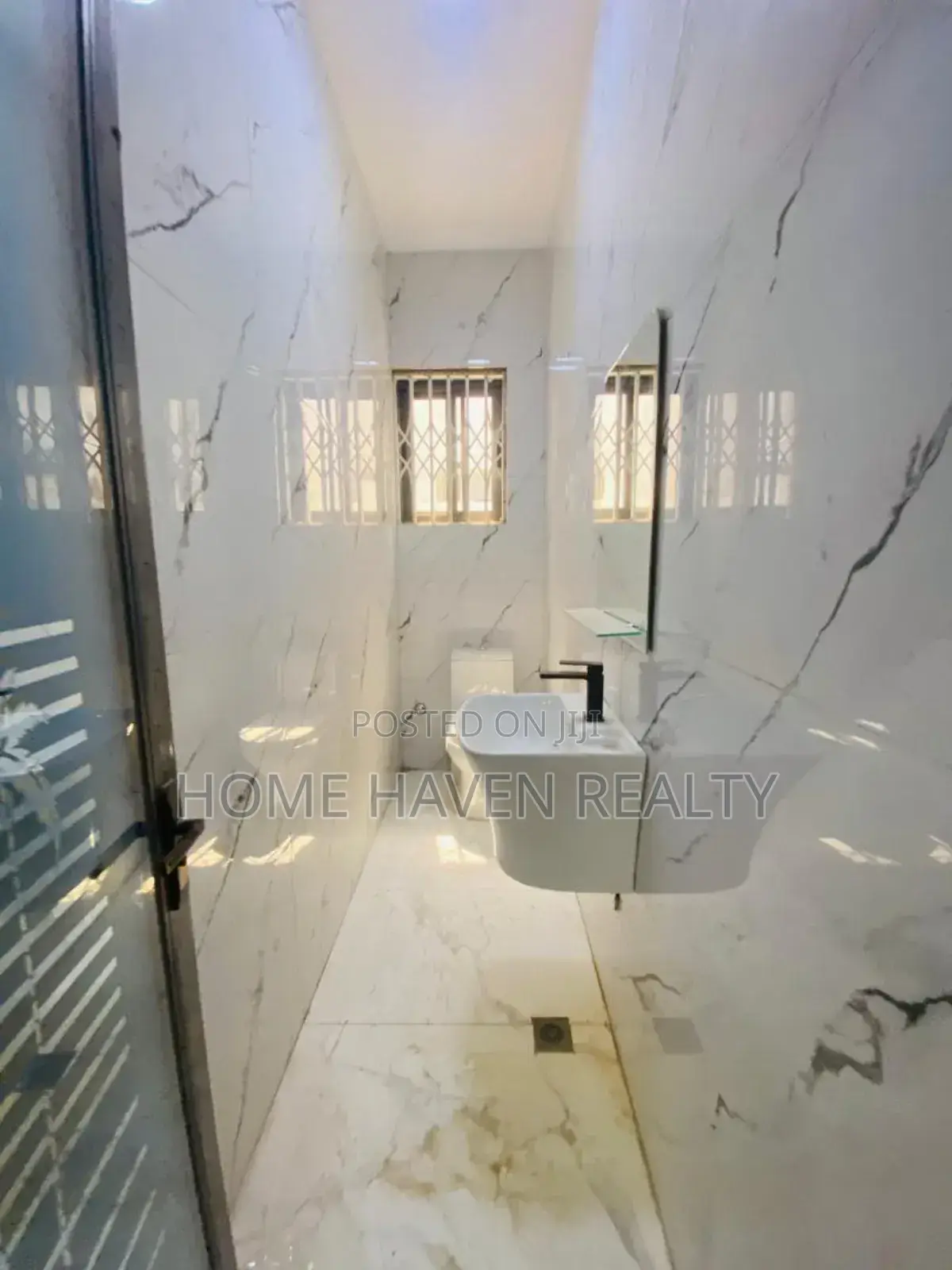 3bdrm House in Spintex for sale