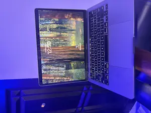 Laptop Apple MacBook Pro 2020 8GB Intel Core i5 SSD 512GB