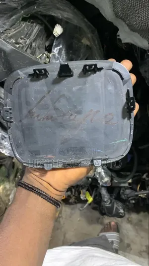 Honda CRV 2022-2025 Front Emblem/Crown.