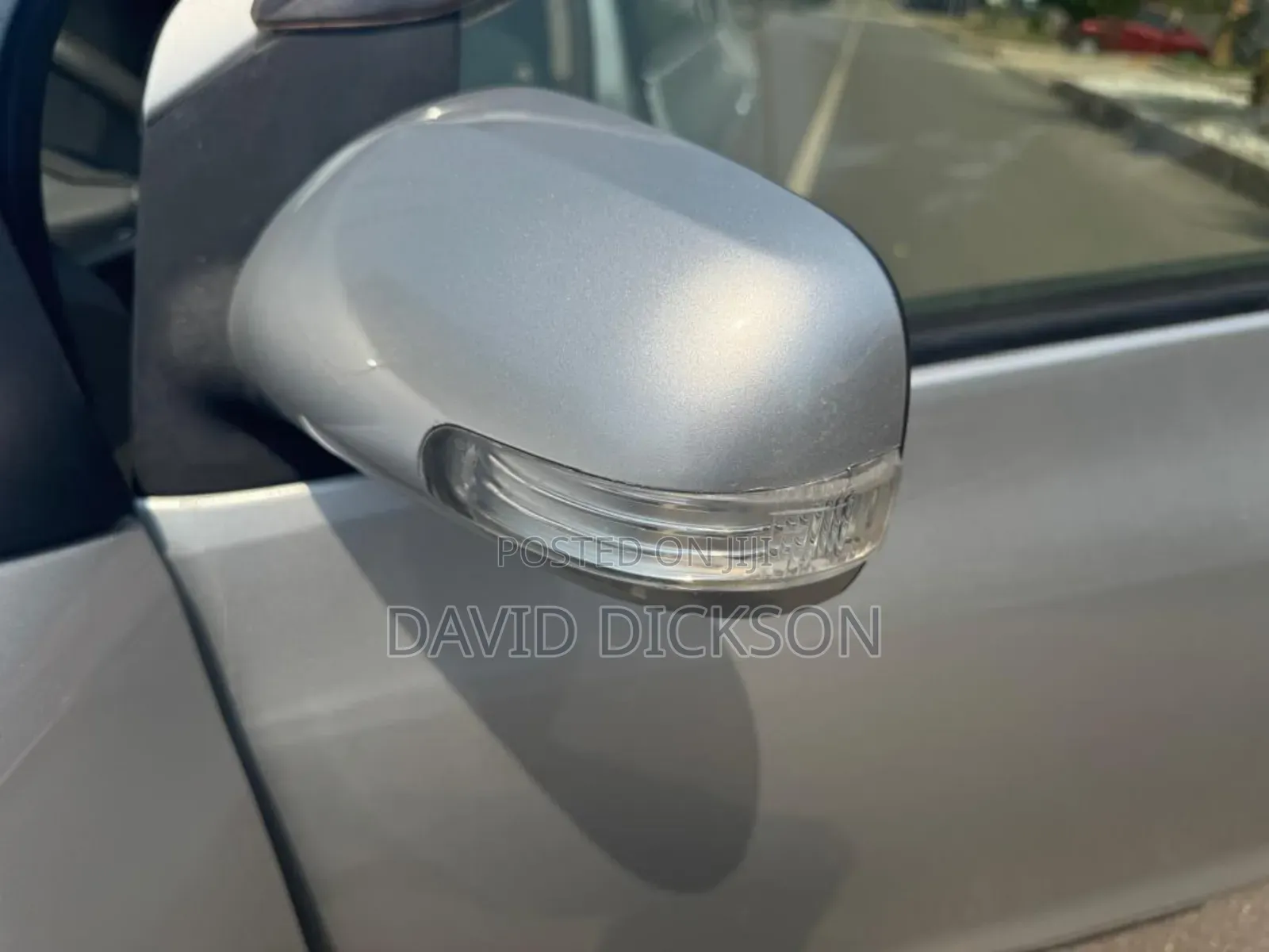 Toyota Belta 2011 Silver