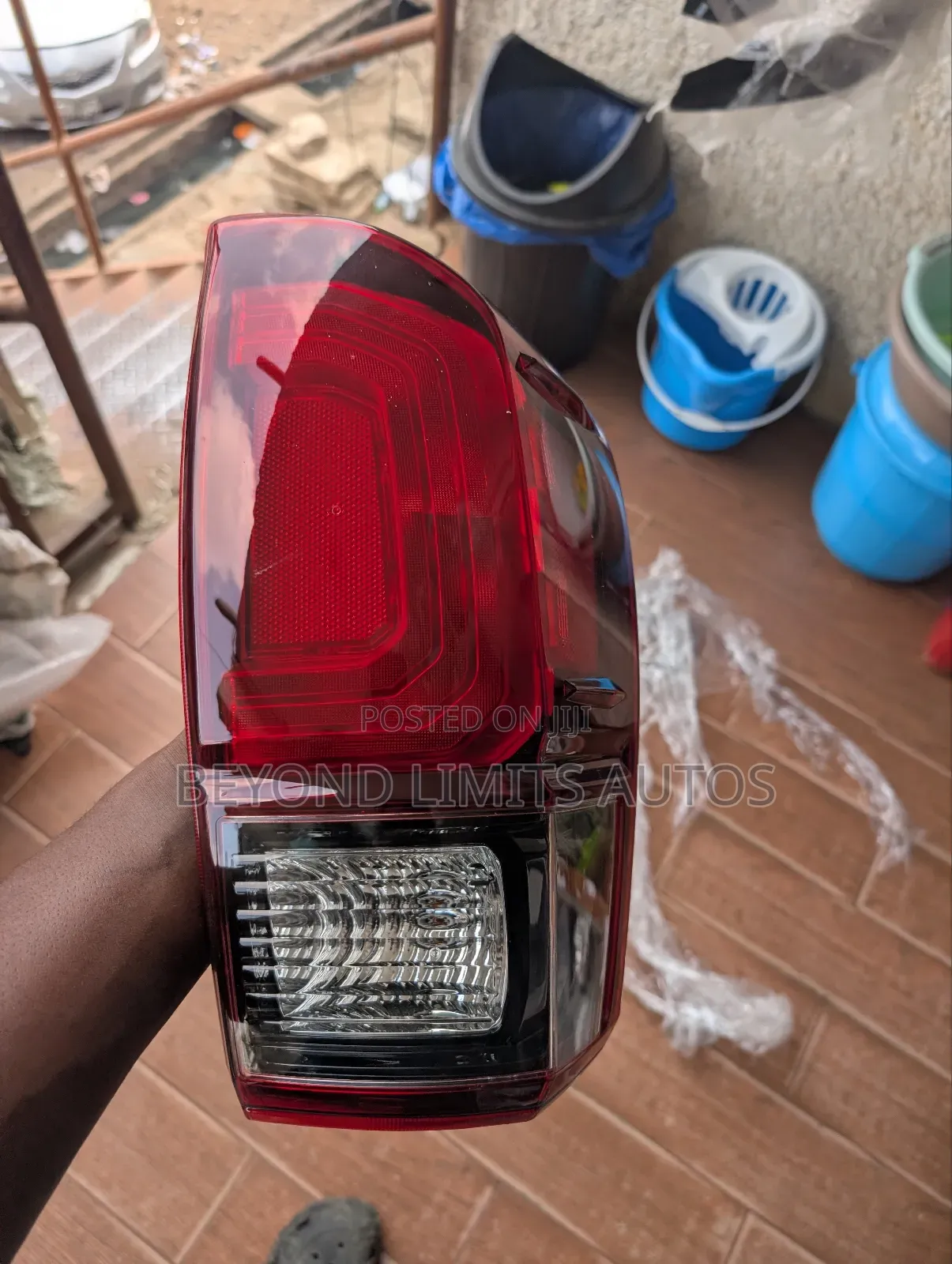 Toyota Tacoma 2016,2017,2018,2019,2020,2021,2022 Taillight Tail Light