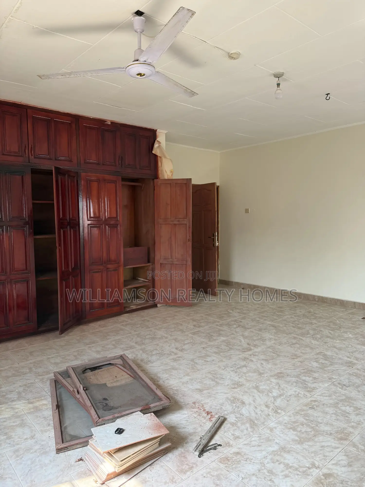 4bdrm House in Community 18 Area, Spintex for rent