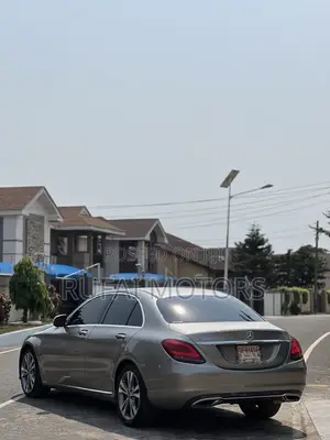 Mercedes-Benz C300 2020 Gray