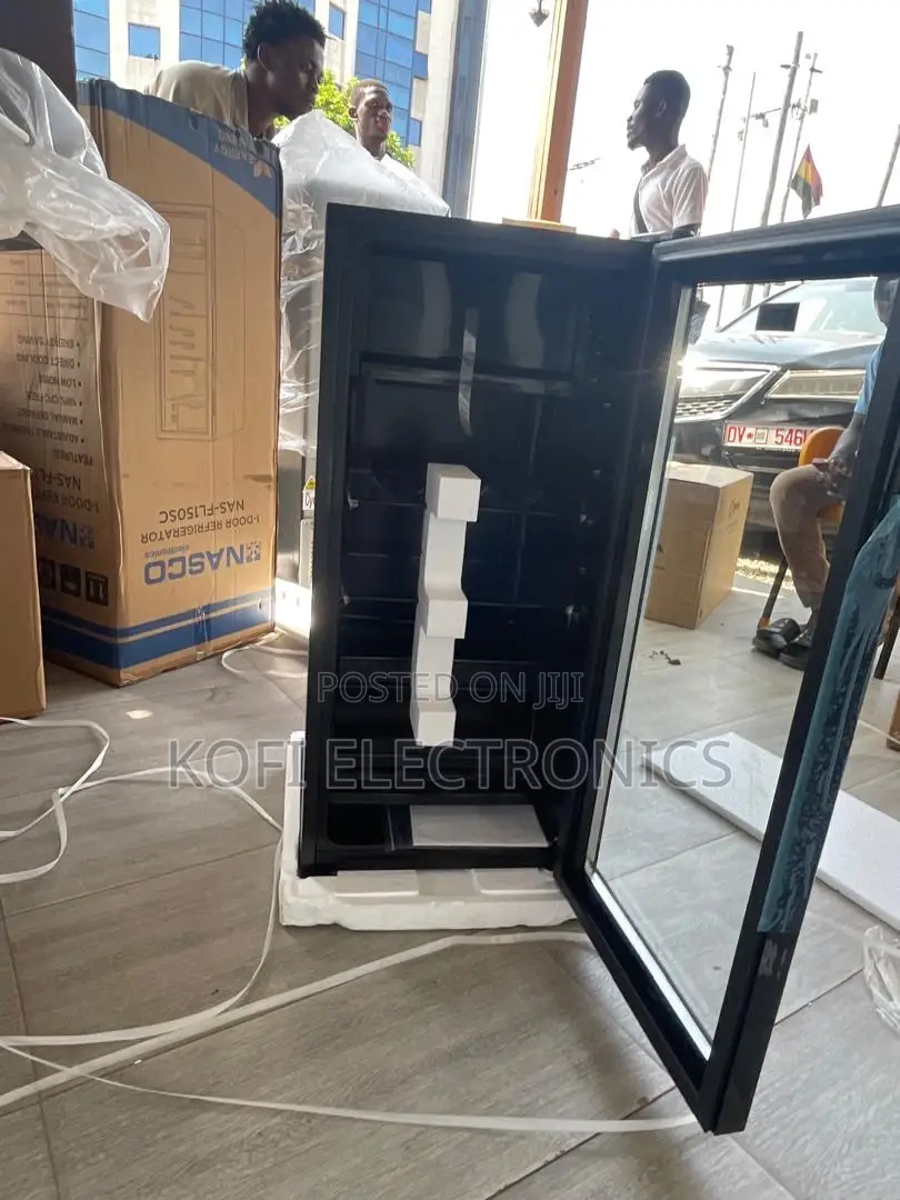 Nasco 90l Single Glass Door Fridge Space-Saving Cooler