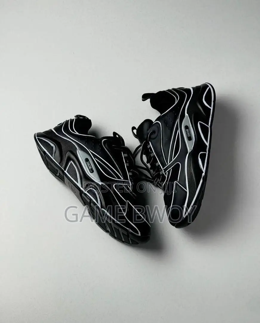 Dior B22 Black Mesh and Calfskin “Dior Thunder”