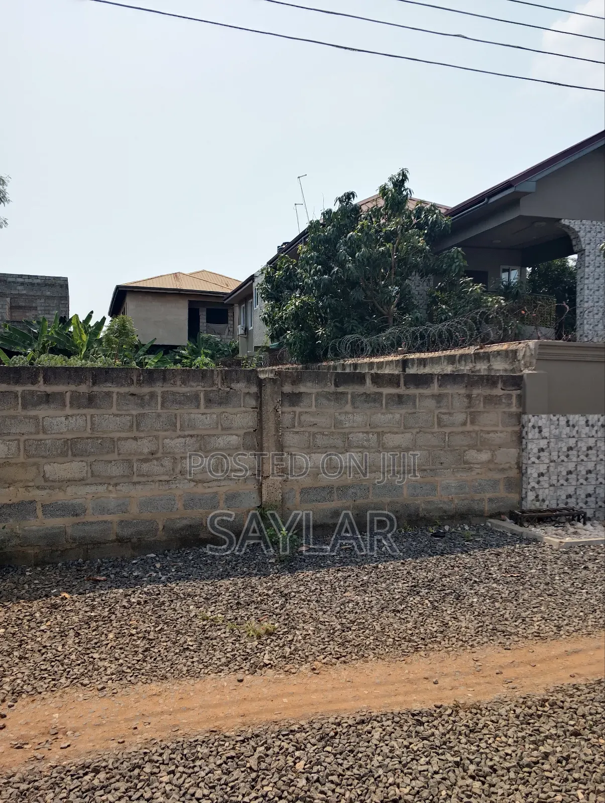 Full Plot Fenced With Gate for Hot Sale Comm25