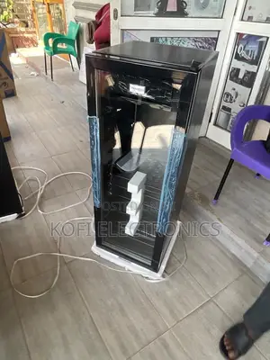 Nasco 110l Fridge Polished Retail Cooling Unit