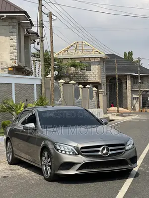 Mercedes-Benz C300 2020 Gray